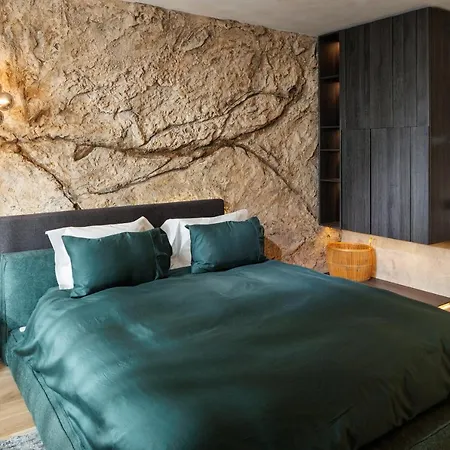 Stejeris Nature-inspired Luxury Апартаменты *