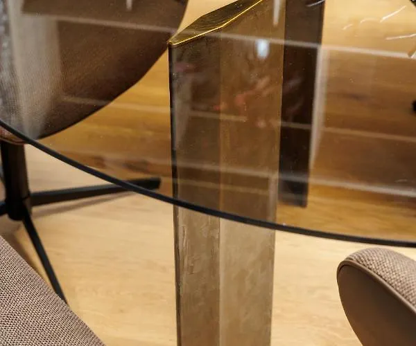 Stejeris Nature-Inspired Luxury Apartment Daire Braşov