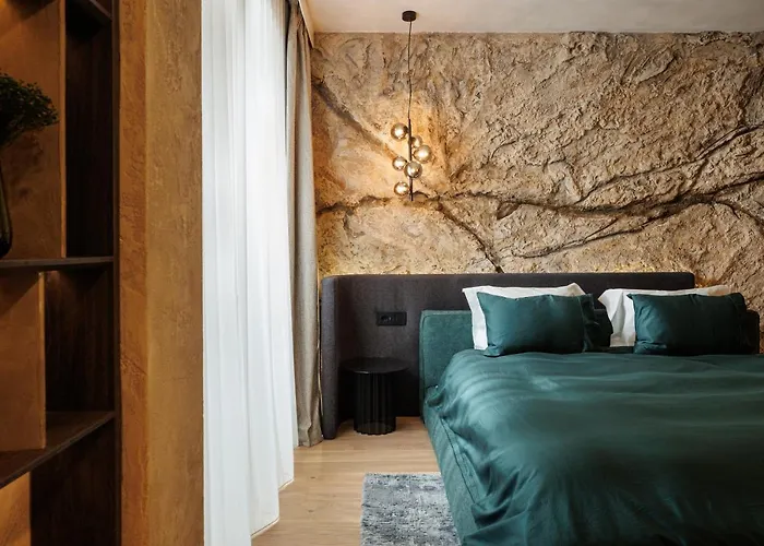 Stejeris Nature-Inspired Luxury Apartment * Braşov